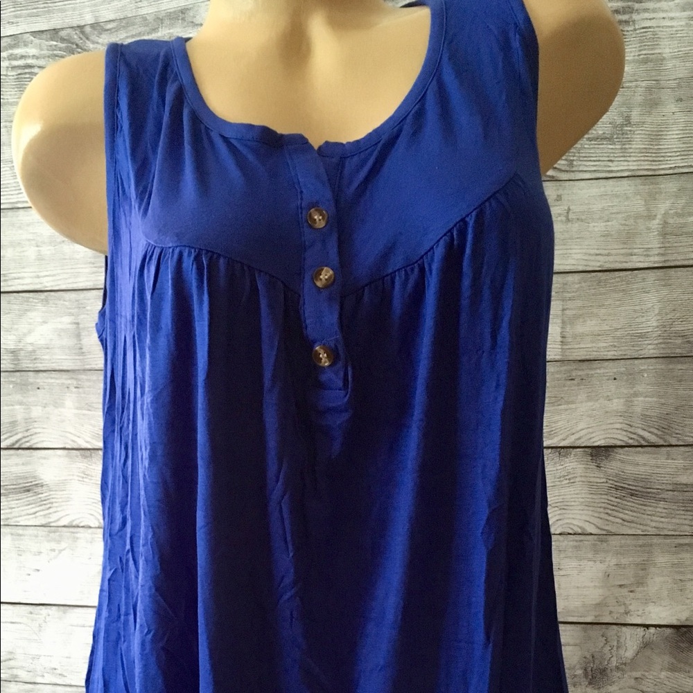 Sleeveless Blouse